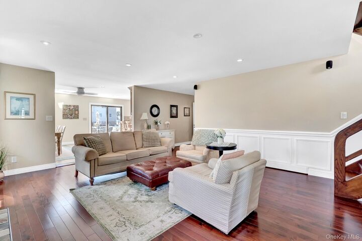 Property Photo:  12 Jetmore Place  NY 11758 