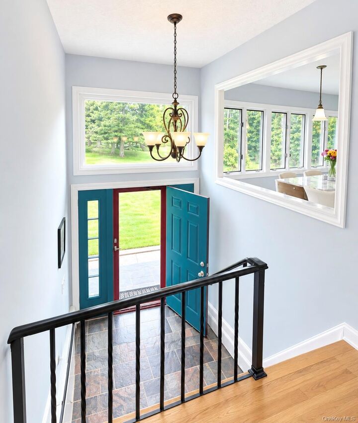 Property Photo:  10 Karen Drive  NY 10950 