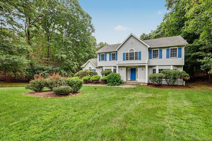Property Photo:  4 Sugar Hollow Court  NY 10536 