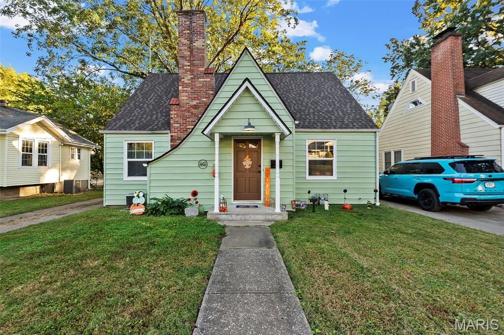 Property Photo:  1465 Rose Street  MO 63701 
