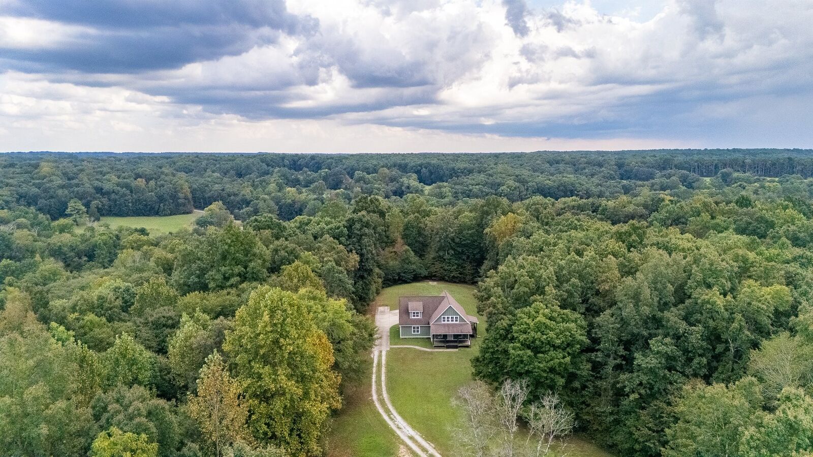 Property Photo:  700 Old Johnson Lake Rd  TN 38469 