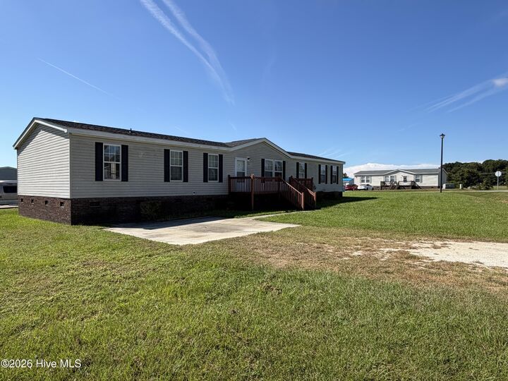 Property Photo:  306 Cypress Knoll Drive  NC 28574 