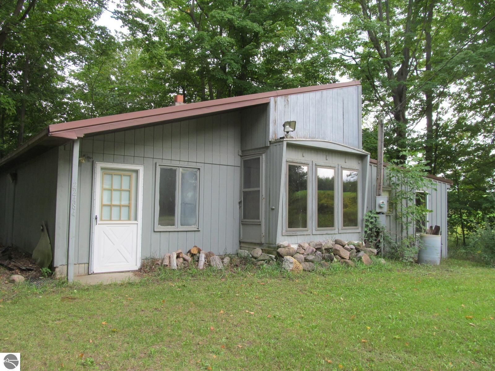 Property Photo: 22484 90th Avenue MI 49665
