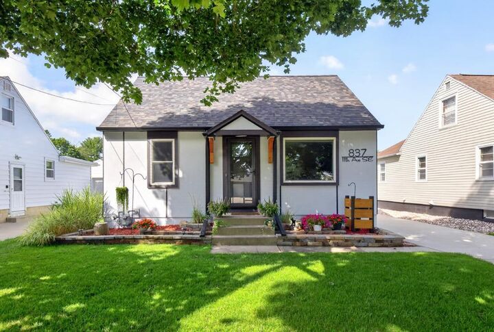 Property Photo:  837 11th Avenue SE  MN 55904 