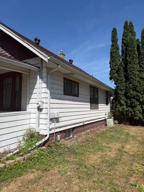Property Photo:  1019 9th Avenue N  ND 58102 