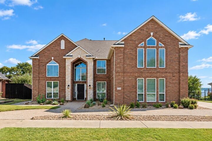 Property Photo: 6218 Lincolnshire Lane TX 75087