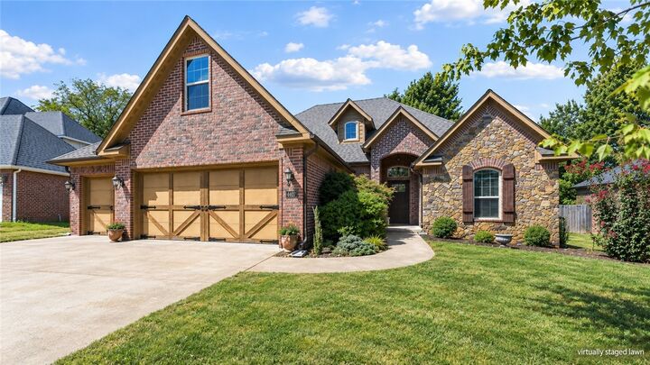 Property Photo:  4404 SW Creek View Street  AR 72713 