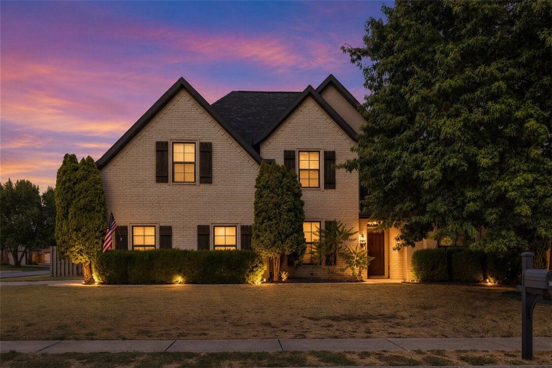 Property Photo: 6506 S 36th Street AR 72758