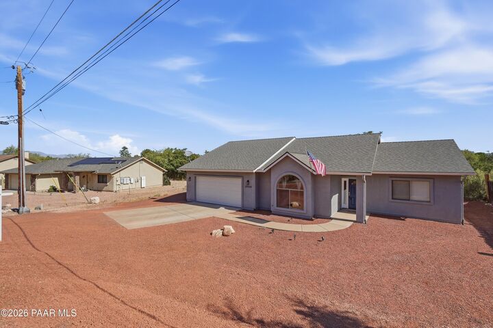 Property Photo:  3900 E Montezuma Avenue  AZ 86335 