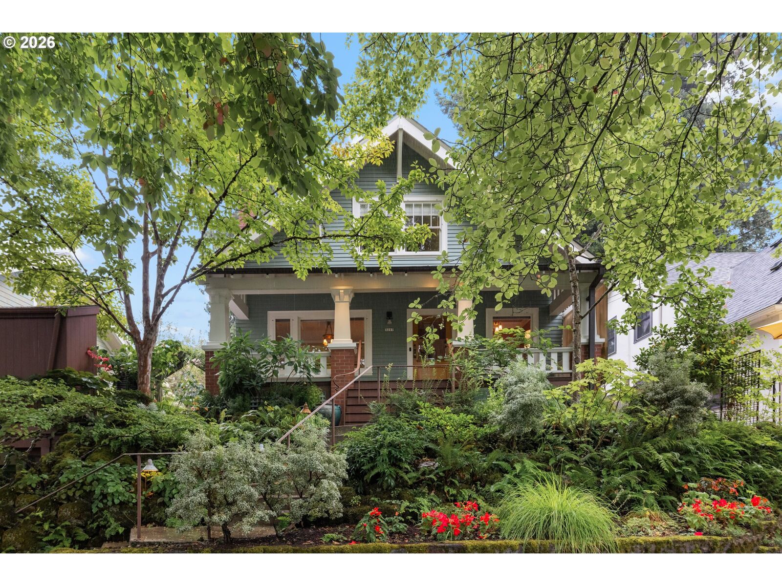 Property Photo:  3217 NE 18th Ave  OR 97212 