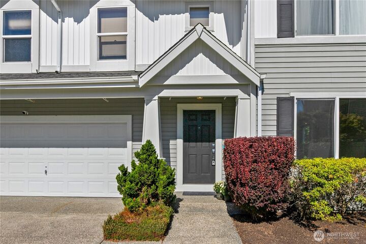 Property Photo:  4721  141st Place SE  WA 98296 