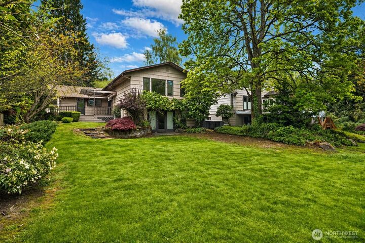 Property Photo:  7611 NE 8th Street  WA 98039 