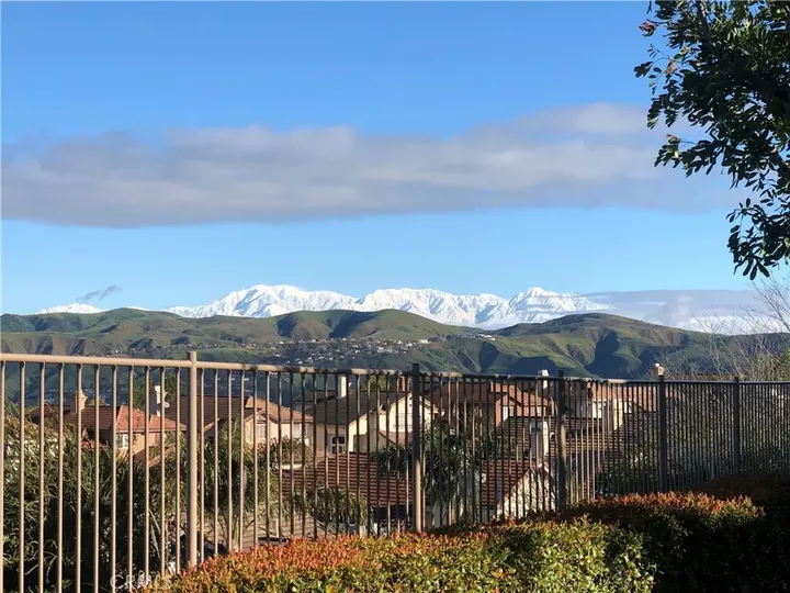 Property Photo:  7711 E Viewrim  CA 92808 