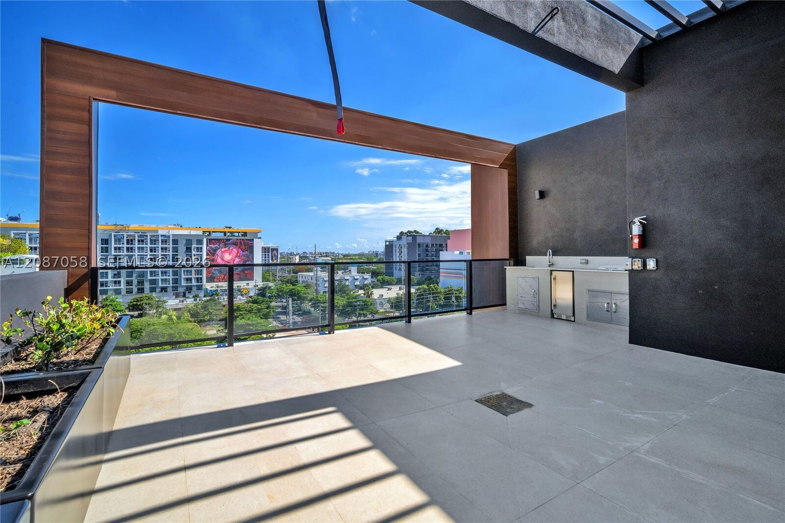 Property Photo:  91 NW 27th St 502  FL 33127 