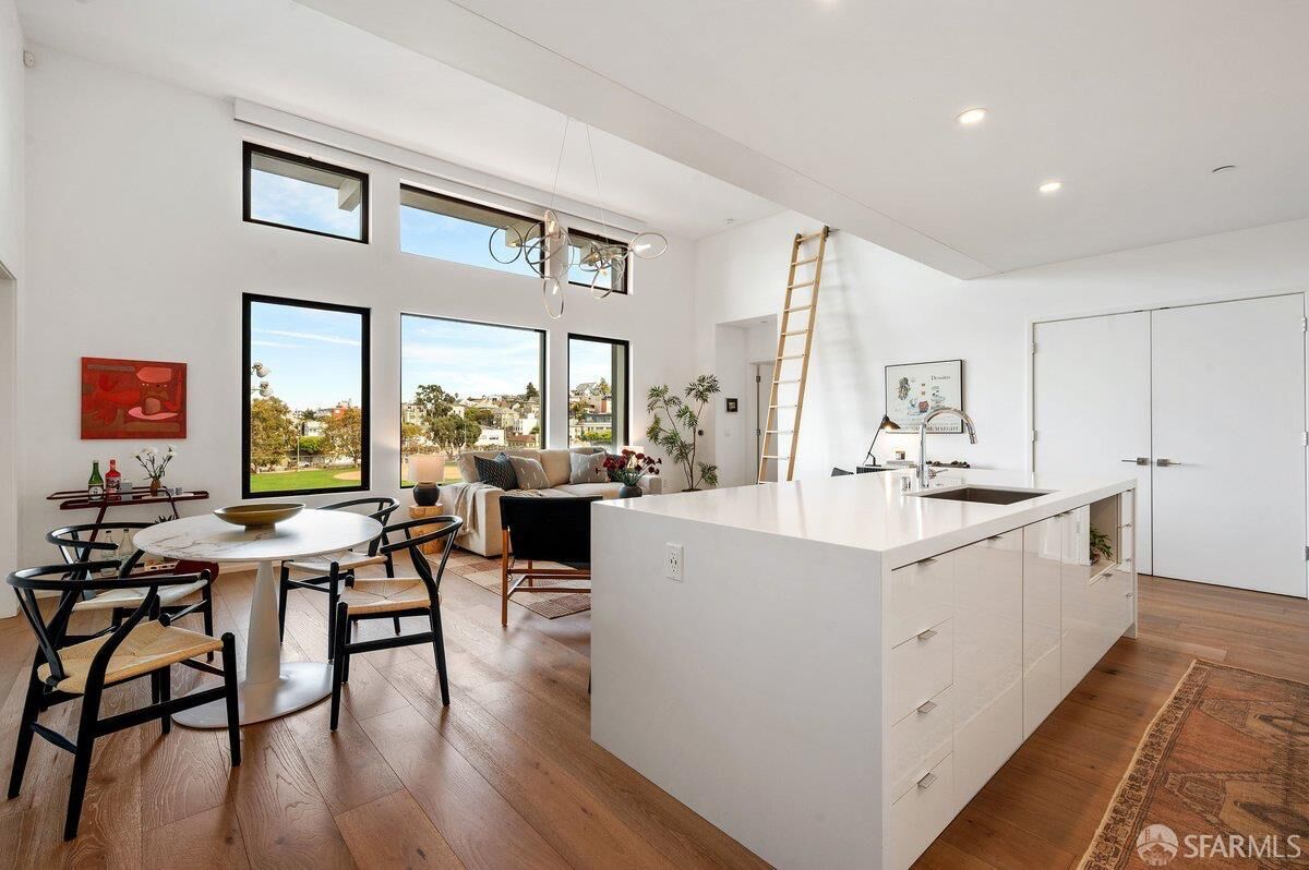 Property Photo: 310 Carolina Street 404 CA 94107