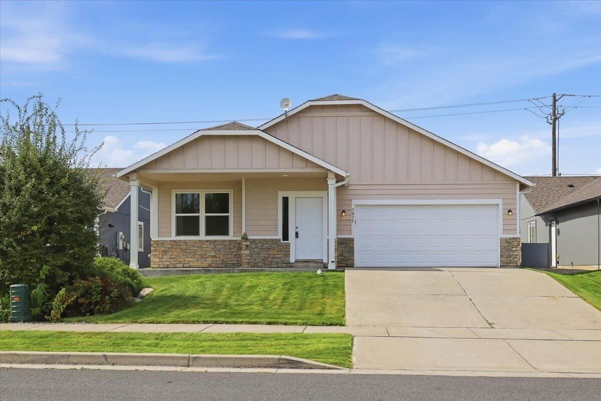 Property Photo: 7815 N Ashley Cir WA 99208