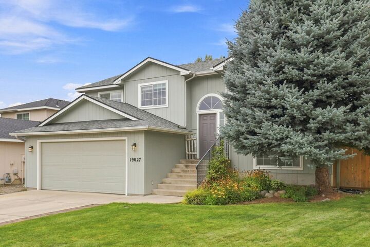 Property Photo: 19027 E Shannon Ln WA 99016