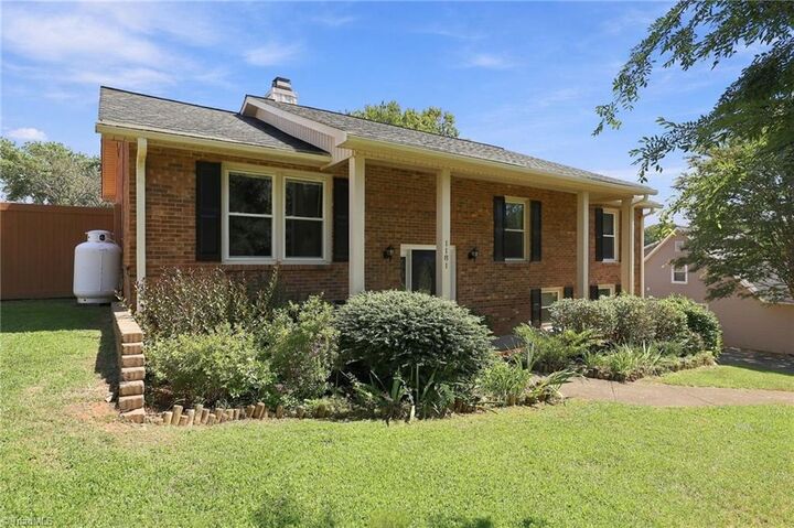 Property Photo: 1181 Bebb Willow Lane NC 27023