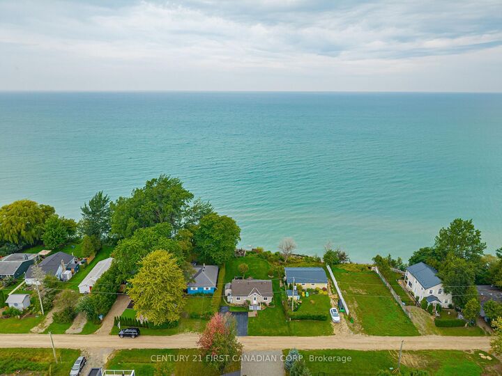 Property Photo:  71871 Sunview Avenue  ON N0M 1N0 