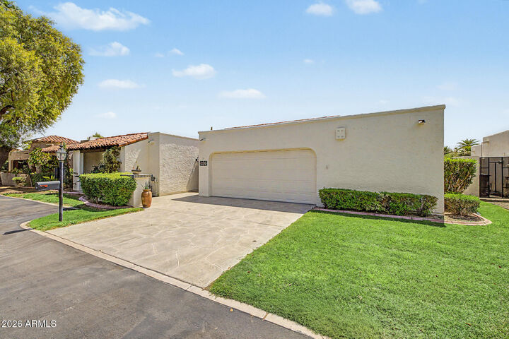 Property Photo: 7331 E Valley Vista Drive AZ 85250