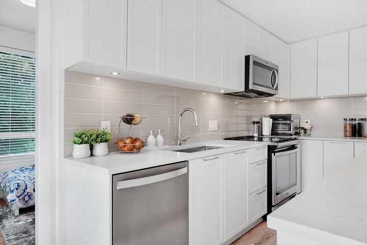 Property Photo:  2382 Atkins Avenue 316  BC V3C 0G7 