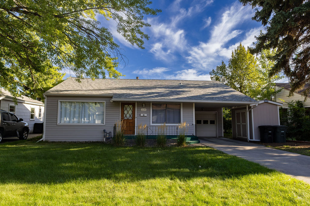 Property Photo: 1230 Colton Boulevard MT 59102