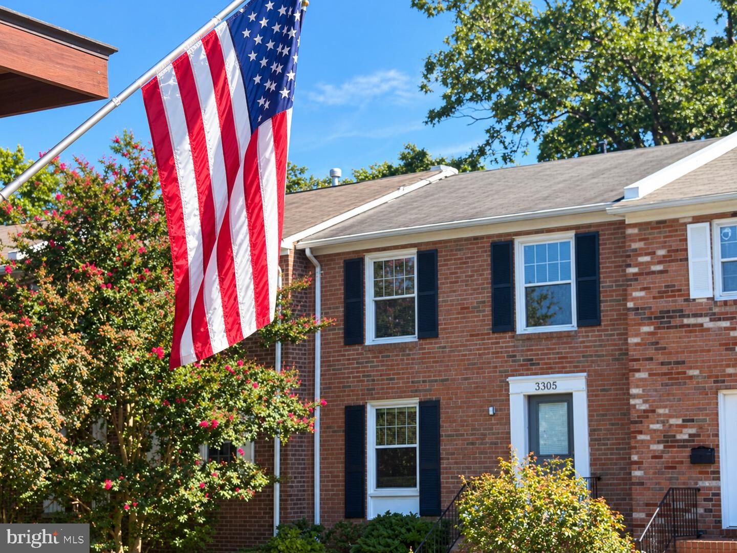 Property Photo:  3305 Spring Lane  VA 22041 