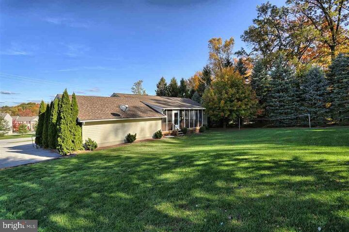 Property Photo: 571 E Tolna Road PA 17361
