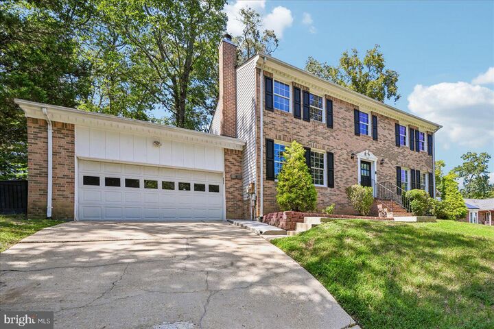 Property Photo:  758 Gleneagles Drive  MD 20744 