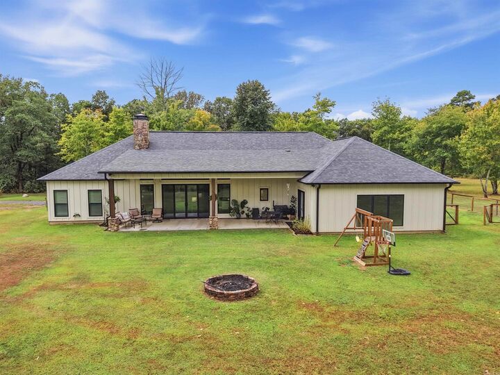 Property Photo:  9059 Highway 16 West  AR 72031 