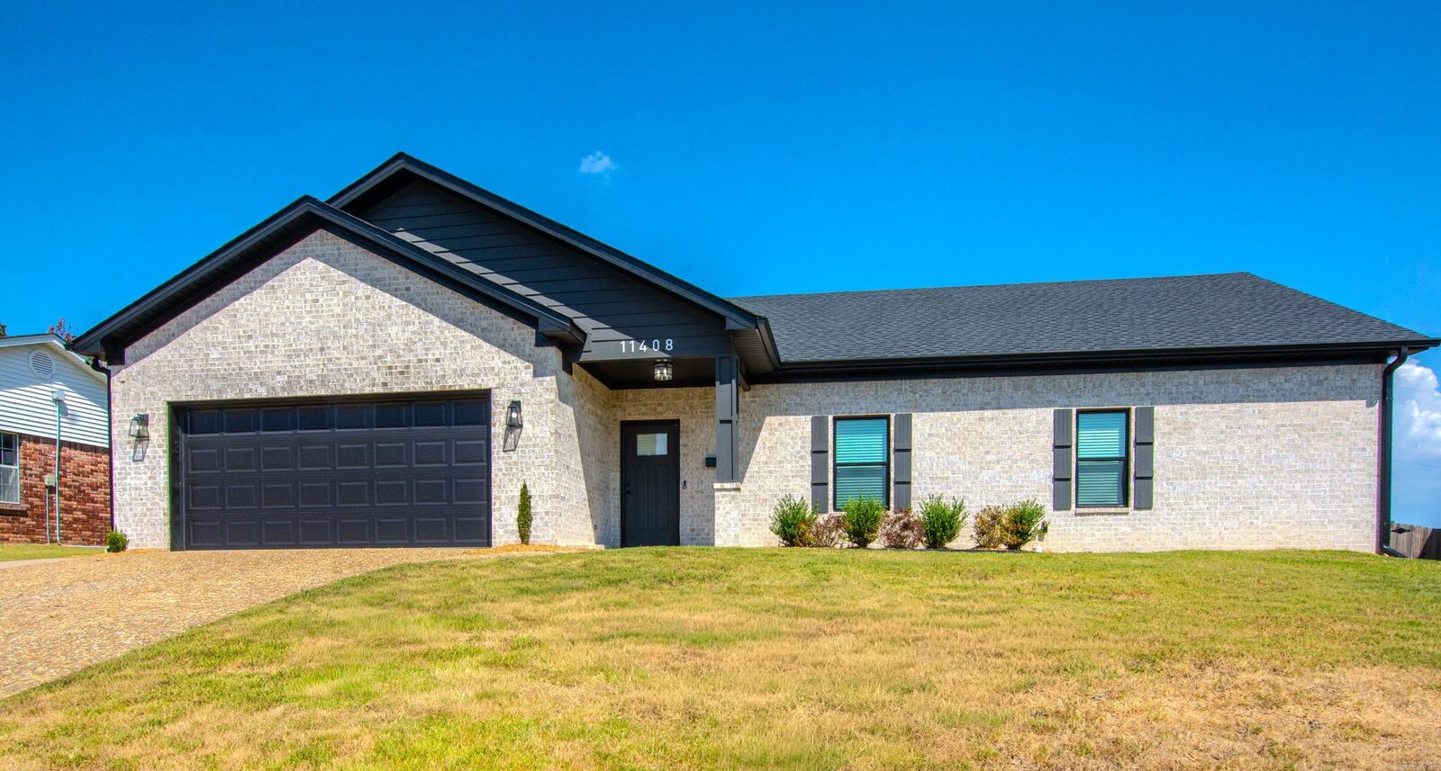 Property Photo: 11408 E Stoney Point Court AR 72211