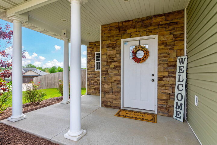 Property Photo:  3702 Chestnut Dr  MO 65202 