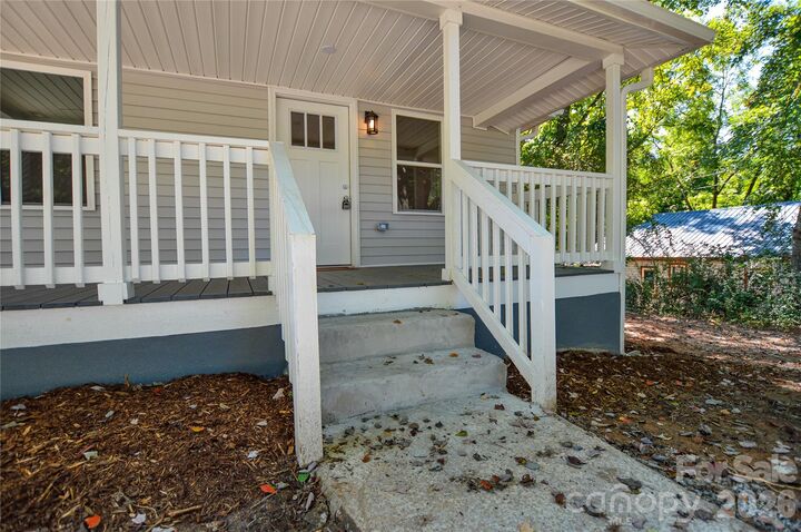 Property Photo:  909 US 70 Highway W  NC 28655 