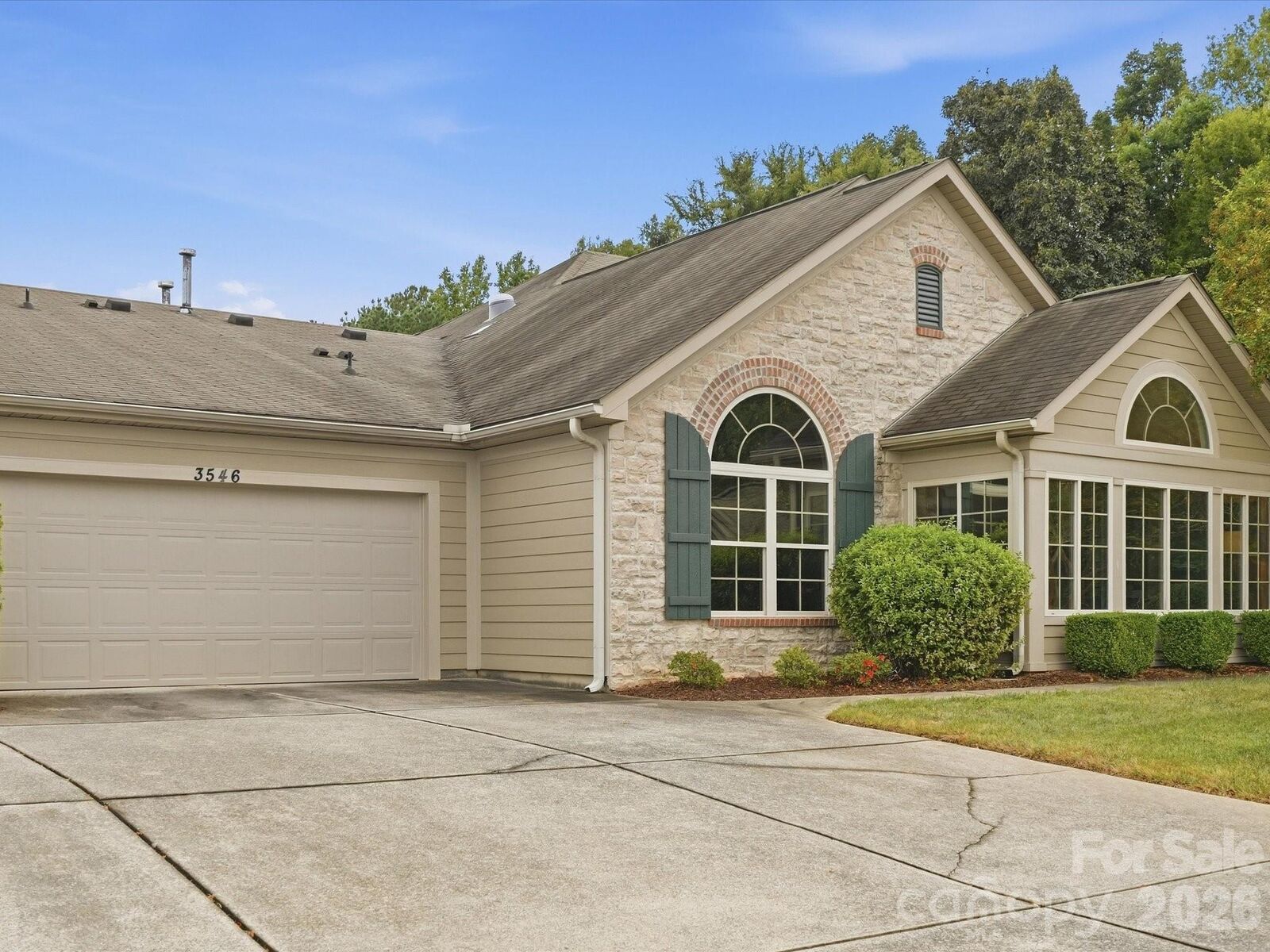 Property Photo:  3546 S Bank Court  NC 28105 