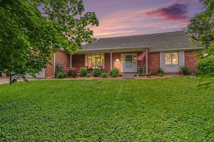 Property Photo: 4441 Olentangy River Road OH 43214