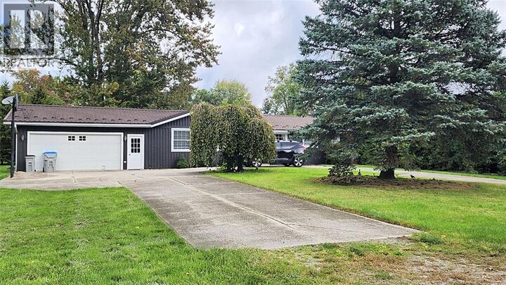 Property Photo:  8468 Defore Drive  ON N0M 1T0 