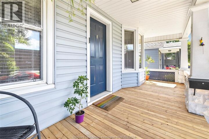 Property Photo:  916 Windsor Avenue  ON N9A 1K2 