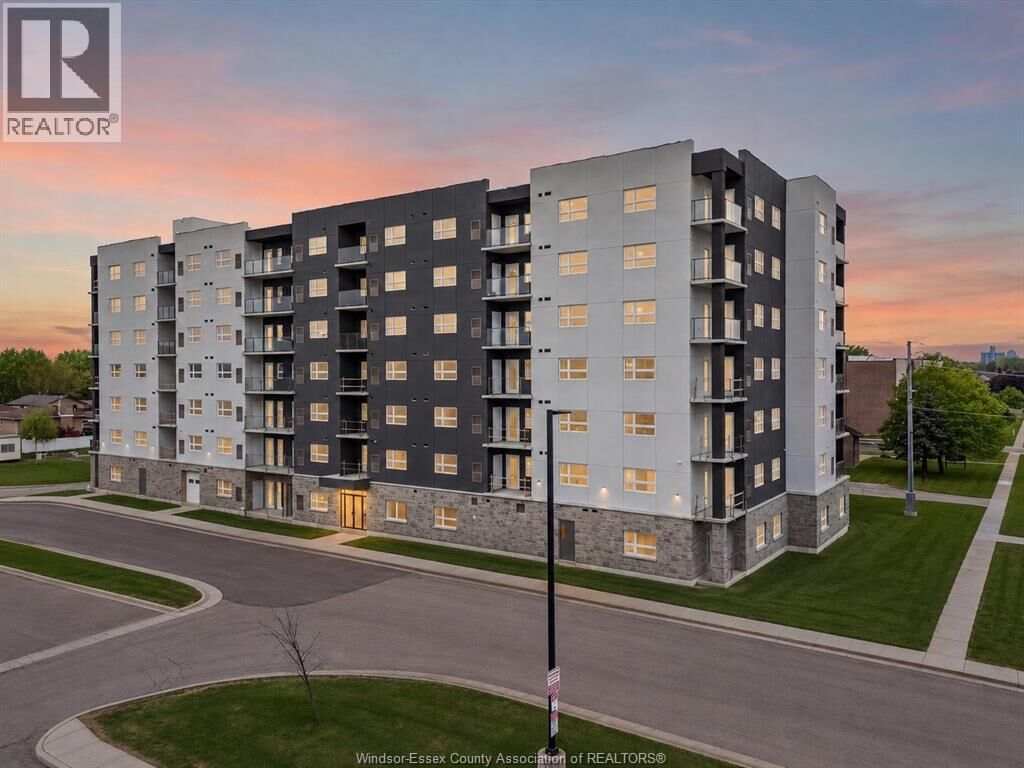 Property Photo:  8401 Wyandotte Street East 602  ON N8S 0B8 