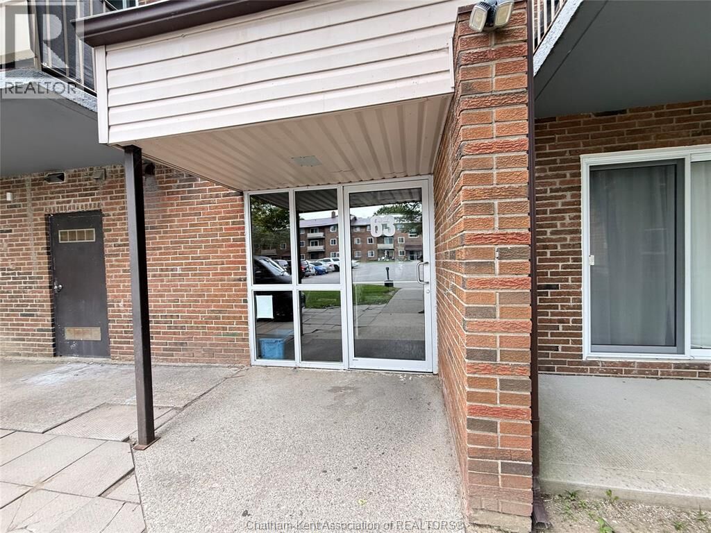 Property Photo:  63 Baldoon Road  ON N7L 1E2 