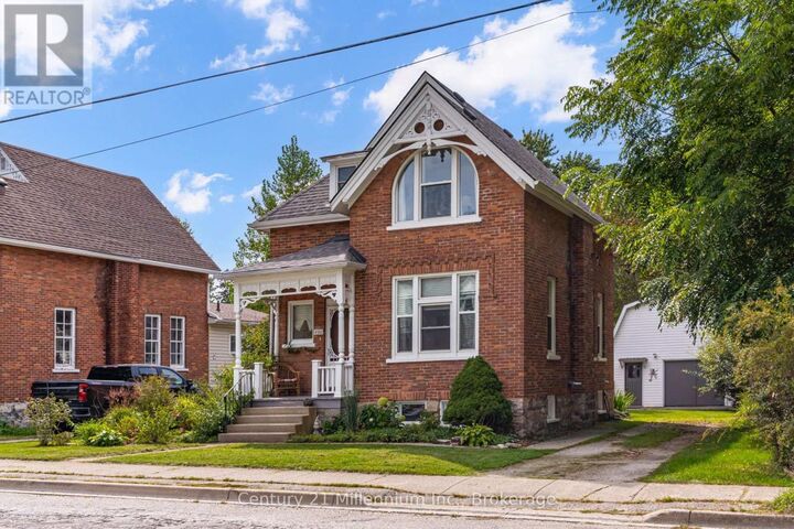 Property Photo: 436 Brown Street ON N0H 2T0