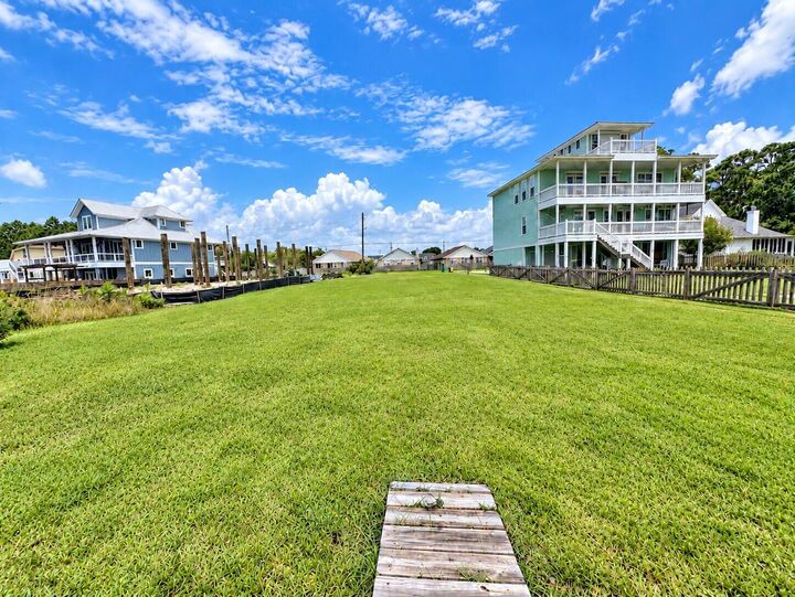 Property Photo:  572 Parish Boulevard  FL 32569 