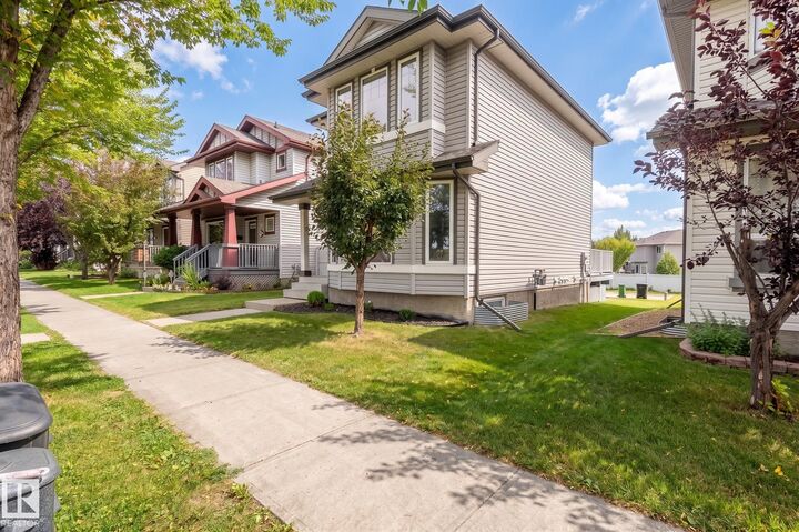 Property Photo:  404 Hemingway Road NW  AB T6M 0J8 