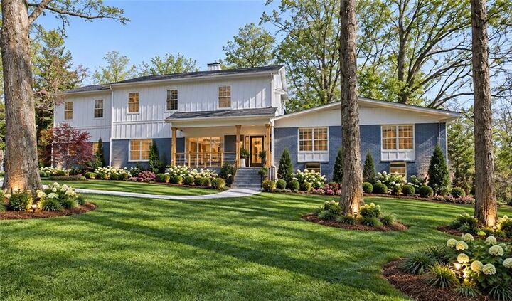 Property Photo:  4015 Cascade Road  GA 30331 