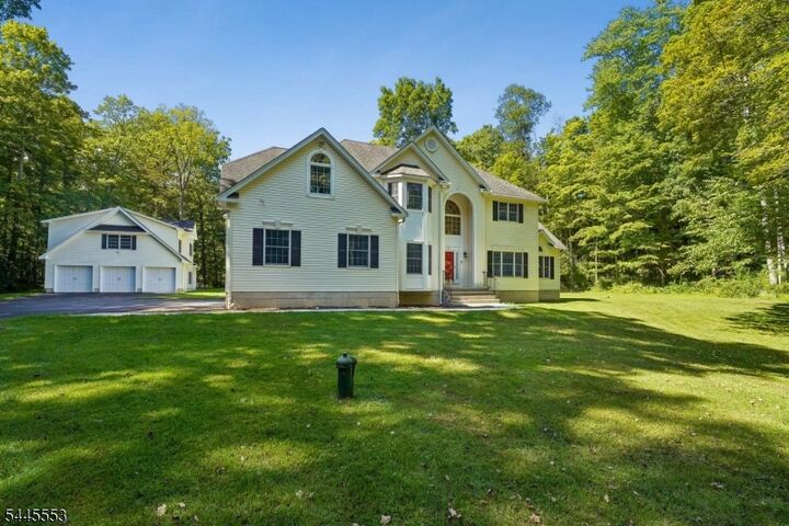 Property Photo:  21 Misty Ln  NJ 07821 