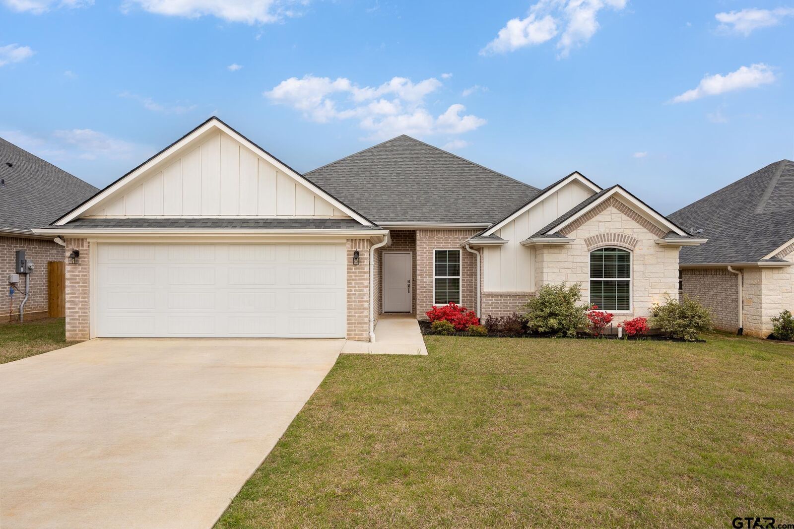 Property Photo: 1628 Legacy Dr TX 75703