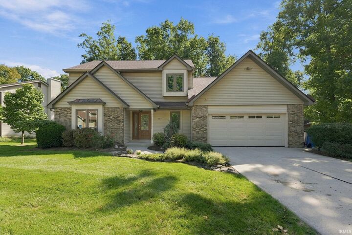 Property Photo:  10824 Brandy Oak Run  IN 46845-9426 