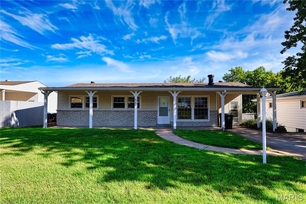 Property Photo:  563 Apex Drive  MO 63126 