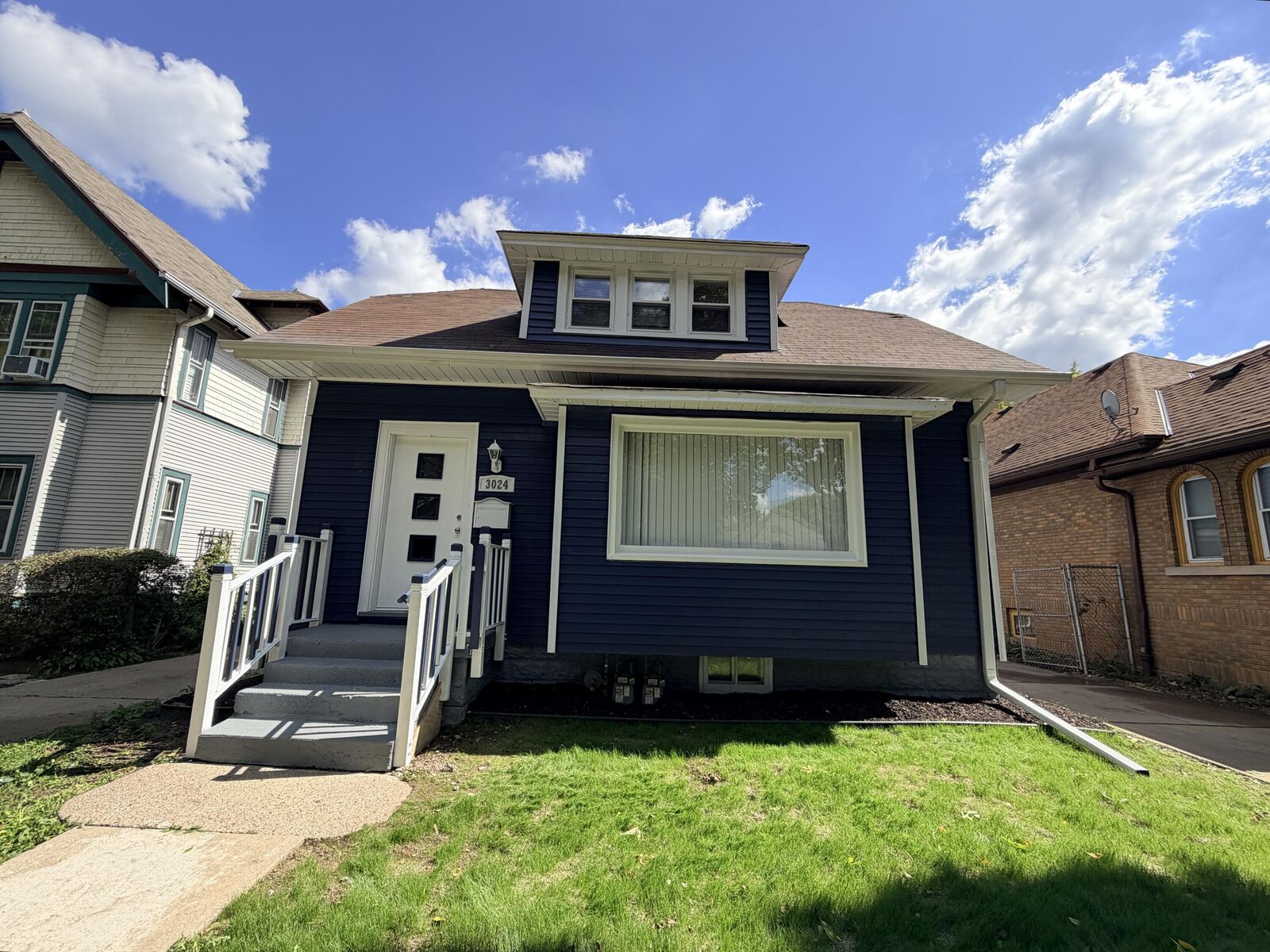 Property Photo:  3024 N 44th St  WI 53210 