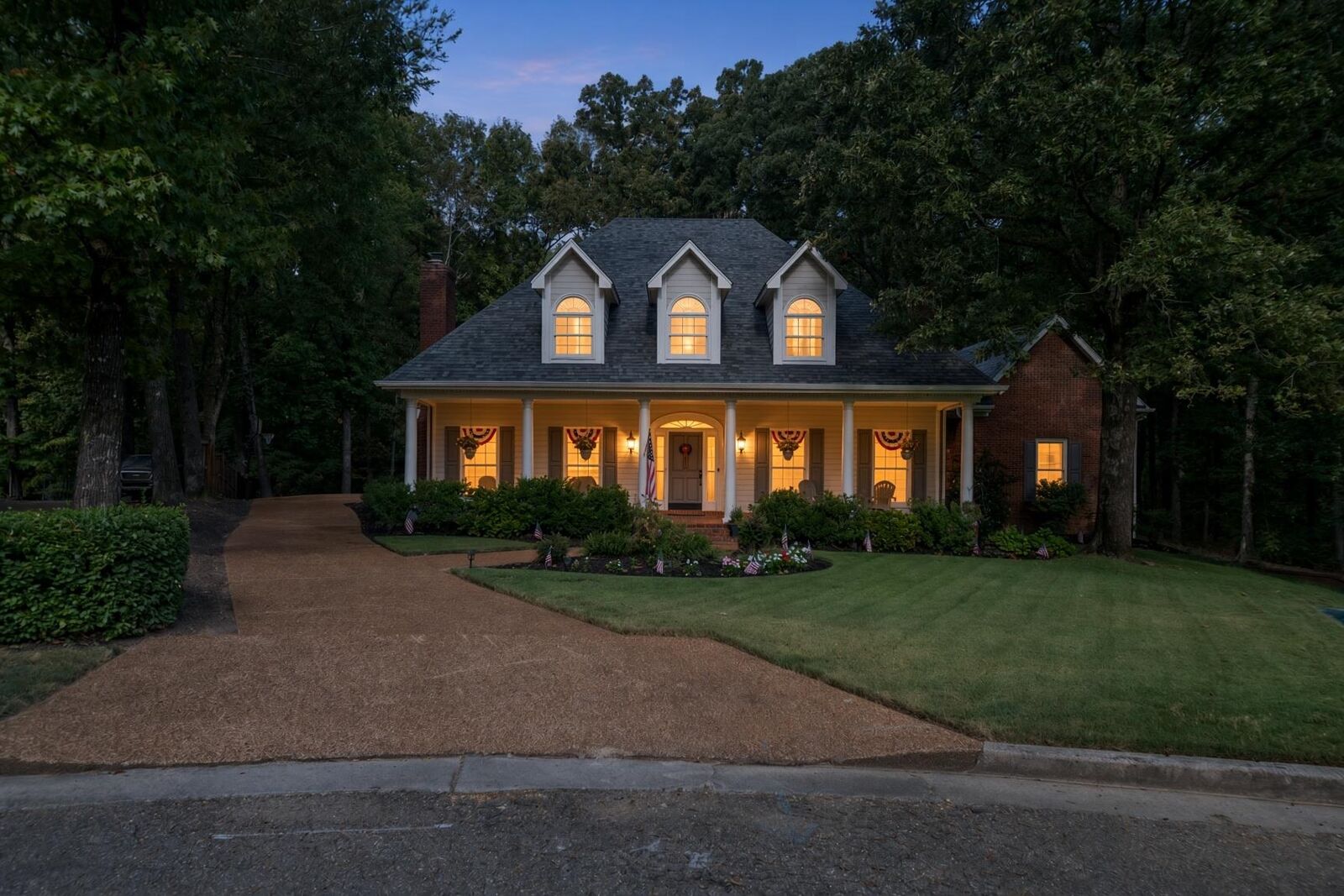 Property Photo:  7816 Wood Glen Cv  TN 38016 