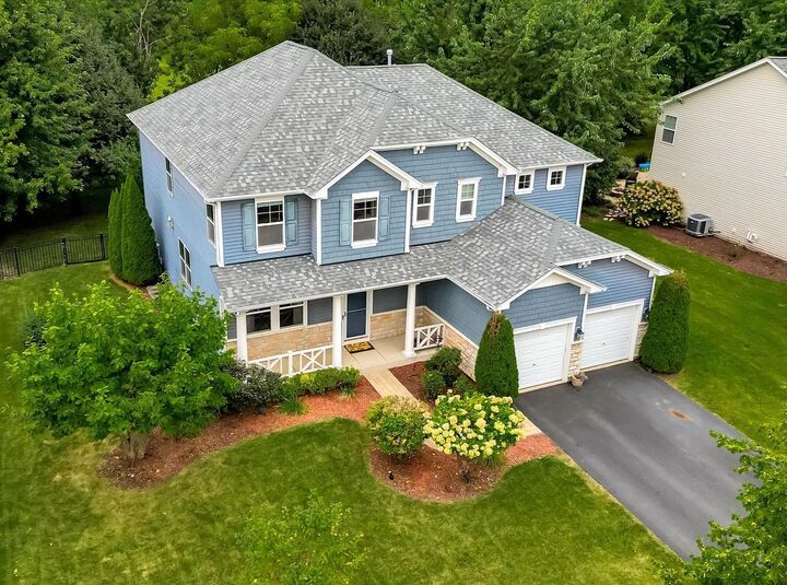 Property Photo:  16332 Spring Creek Lane  IL 60586 
